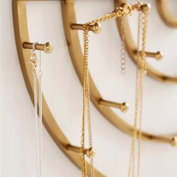 Jewelry Display - Picture 2 of 5